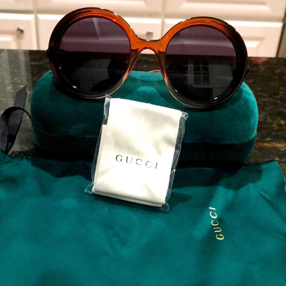 Large Gucci frames brown and peach